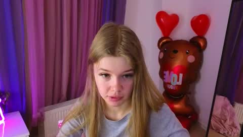 Rina online show from February 2026 09:40:02 PM