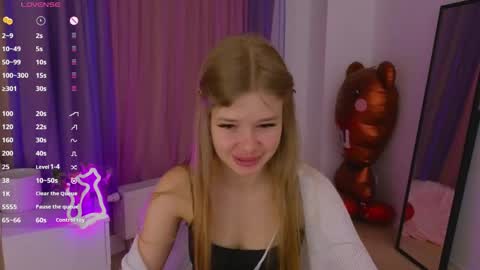 Rina online show from May 2026 09:05:02 PM