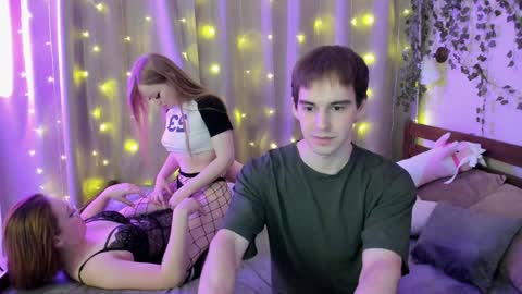 Snapshot of riki_tiki_tavi_time chatting on January 2025 07:56:01 PM Victor Maria online show from January 2025 07:56:01 PM