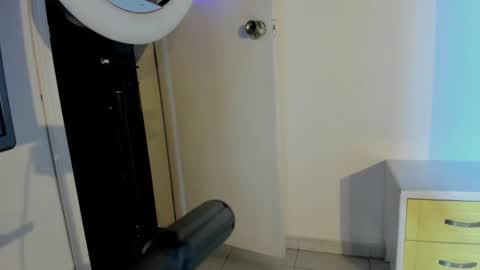 kamila online show from February 2025 02:31:01 AM