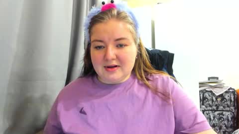 rina16 online show from November 2025 05:07:02 AM