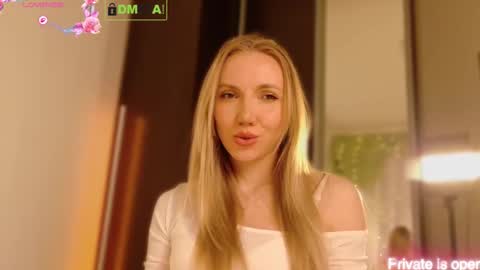 Rina Asty online show from March 2026 06:45:02 PM