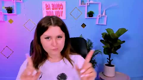 Rina online show from June 2026 07:05:02 PM