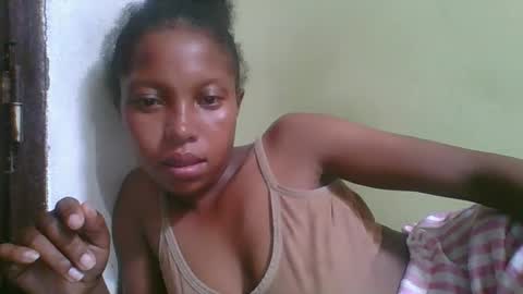 Snapshot of rinah654271 chatting on February 2026 03:16:02 PM rinah654271 online show from February 2026 03:16:02 PM