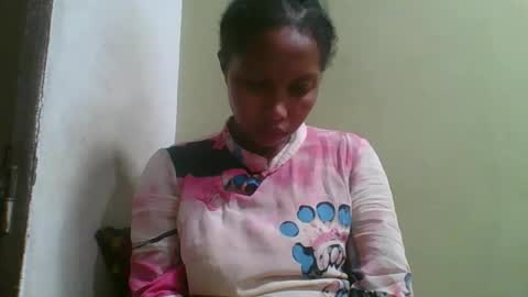 rinah654271 online show from May 2026 02:41:01 AM