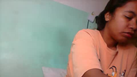 Snapshot of rinah856024 chatting on May 2026 05:05:02 AM rinah856024 online show from May 2026 05:05:02 AM