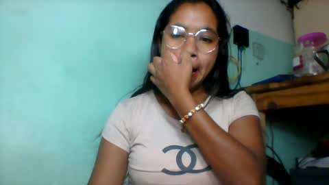Snapshot of rinah856024 chatting on June 2026 07:18:01 AM rinah856024 online show from June 2026 07:18:01 AM