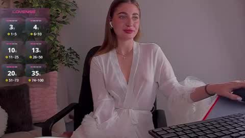 Rina online show from June 2026 11:31:02 PM