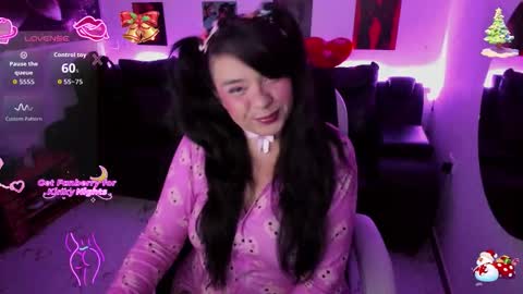 Snapshot of rini_bunny chatting on December 2025 04:17:01 AM rini online show from December 2025 04:17:01 AM