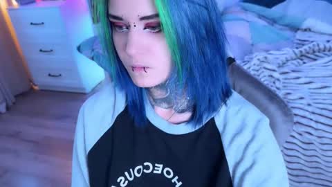   DianaBrite            fansl y online show from September 2025 12:21:02 PM