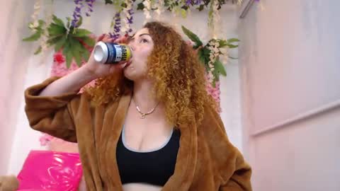 Risitos De Oro online show from April 2026 10:24:02 PM