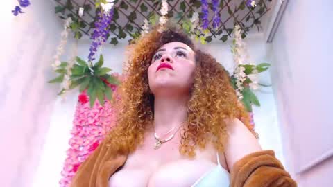 Risitos De Oro online show from May 2026 11:56:01 PM