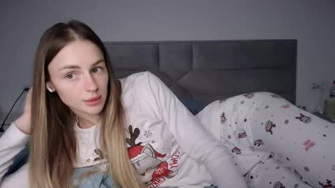 Rita online show from November 2025 12:05:02 PM