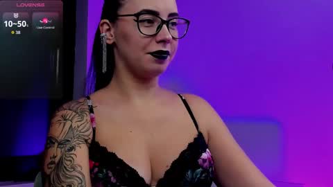 Miss Rita online show from November 2025 01:44:01 PM