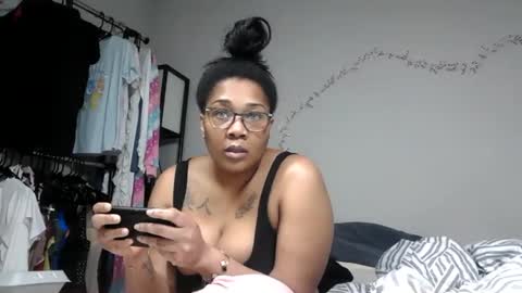 Snapshot of riversaint chatting on March 2025 11:20:02 PM River Saint online show from March 2025 11:20:02 PM