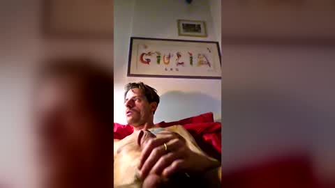 Snapshot of rizzo1980682473 chatting on June 2026 11:51:02 PM rizzo1980682473 online show from June 2026 11:51:02 PM