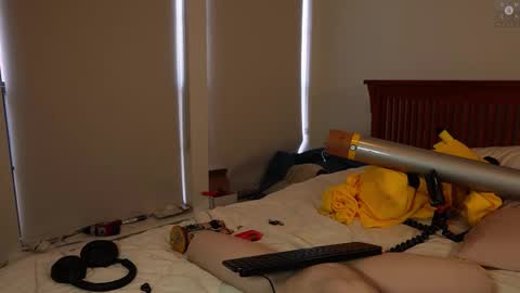 Ryan aka KeylimeRy online show from February 2026 06:28:02 PM