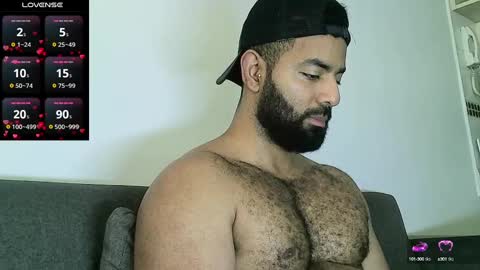 Snapshot of roa32sebas chatting on January 2025 07:31:01 PM SebasRoa online show from January 2025 07:31:01 PM