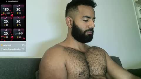 Snapshot of roa32sebas chatting on February 2025 03:08:01 PM SebasRoa online show from February 2025 03:08:01 PM