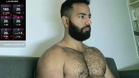 Snapshot of roa32sebas chatting on February 2025 02:23:02 PM SebasRoa online show from February 2025 02:23:02 PM