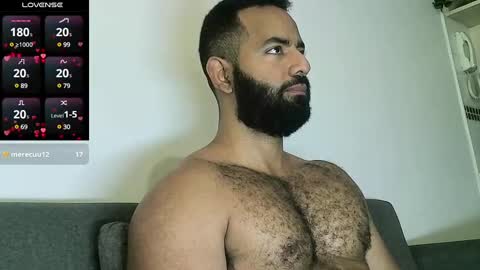 Snapshot of roa32sebas chatting on March 2025 02:07:01 PM SebasRoa online show from March 2025 02:07:01 PM