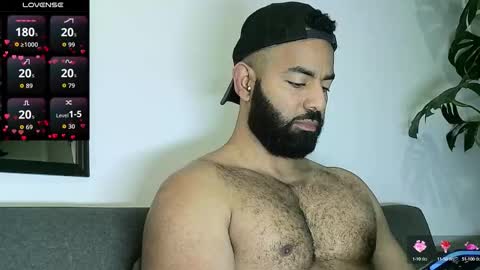 Snapshot of roa32sebas chatting on September 2025 04:34:02 PM SebasRoa online show from September 2025 04:34:02 PM