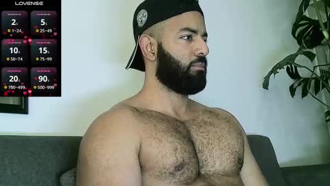 Snapshot of roa32sebas chatting on October 2025 03:07:02 PM SebasRoa online show from October 2025 03:07:02 PM