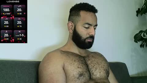 Snapshot of roa32sebas chatting on October 2025 03:24:01 PM SebasRoa online show from October 2025 03:24:01 PM