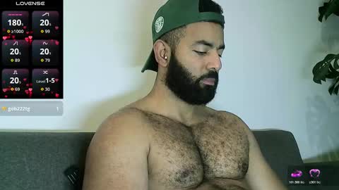 Snapshot of roa32sebas chatting on November 2025 06:30:01 PM SebasRoa online show from November 2025 06:30:01 PM