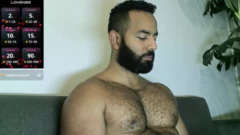 Snapshot of roa32sebas chatting on November 2025 07:15:01 PM SebasRoa online show from November 2025 07:15:01 PM