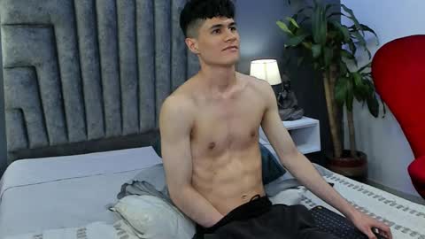 Roan Birkin online show from March 2025 01:48:02 AM