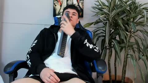Roan Birkin online show from April 2026 08:57:02 PM
