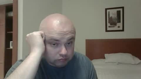 rob18997 online show from December 2025 08:59:02 PM