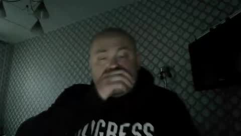 rob18997 online show from December 2025 12:32:01 PM