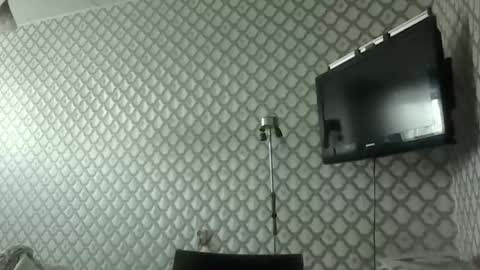 rob18997 online show from February 2026 12:23:02 PM