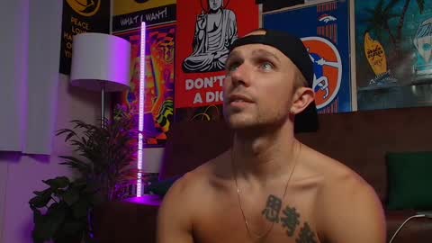 Snapshot of rob_ryder chatting on December 2024 03:04:02 AM rob ryder online show from December 2024 03:04:02 AM