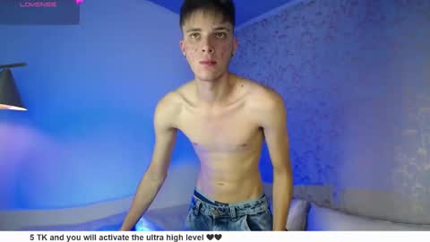 Snapshot of robbinblaze chatting on September 2025 08:45:01 PM Robbin online show from September 2025 08:45:01 PM