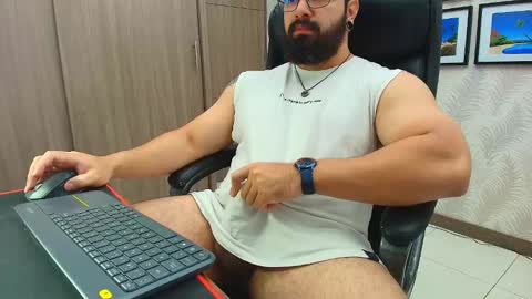 Robby online show from February 2026 03:05:02 AM