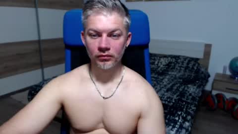 robbyshawz online show from May 2026 04:07:01 AM