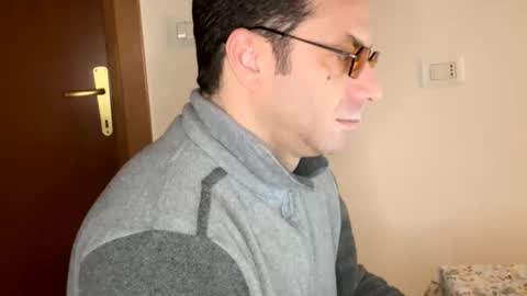 Snapshot of roberpierre_ho chatting on February 2026 05:40:02 AM roberpierre_ho online show from February 2026 05:40:02 AM