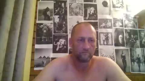 robert69huge online show from February 2026 01:24:02 AM