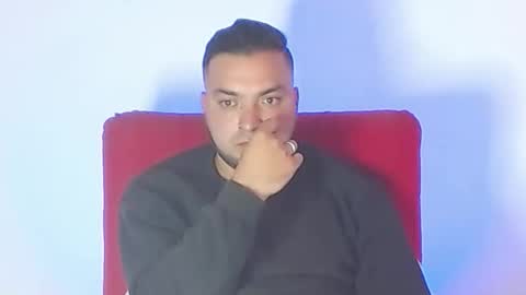 Stiven - online show from May 2026 07:18:01 PM