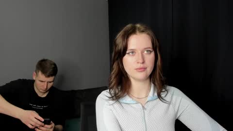 Lisa and Robert  i am online all days 900 am GMT3   online show from December 2024 06:39:02 PM