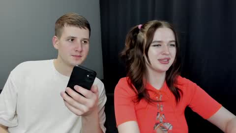 Lisa and Robert  i am online all days 900 am GMT3   online show from January 2025 11:58:02 AM