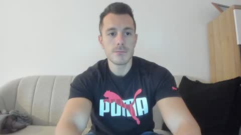 Snapshot of roberto4ever chatting on December 2024 11:29:02 AM roberto4ever online show from December 2024 11:29:02 AM