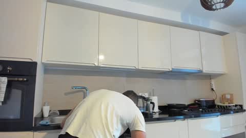 Snapshot of roberto4ever chatting on January 2025 07:24:02 AM roberto4ever online show from January 2025 07:24:02 AM