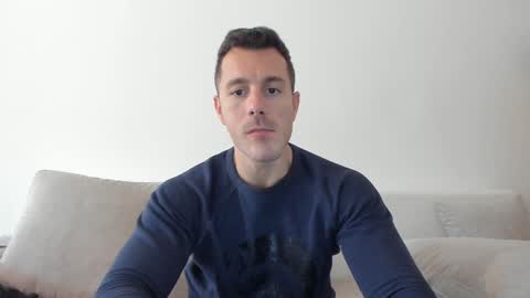 Snapshot of roberto4ever chatting on February 2025 10:40:01 AM roberto4ever online show from February 2025 10:40:01 AM