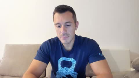 Snapshot of roberto4ever chatting on October 2025 05:59:01 AM roberto4ever online show from October 2025 05:59:01 AM