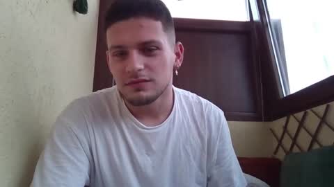 Roberto online show from November 2025 08:03:02 AM