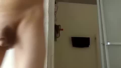 Snapshot of robertsaiz4200 chatting on November 2025 10:32:01 PM robertsaiz4200 online show from November 2025 10:32:01 PM